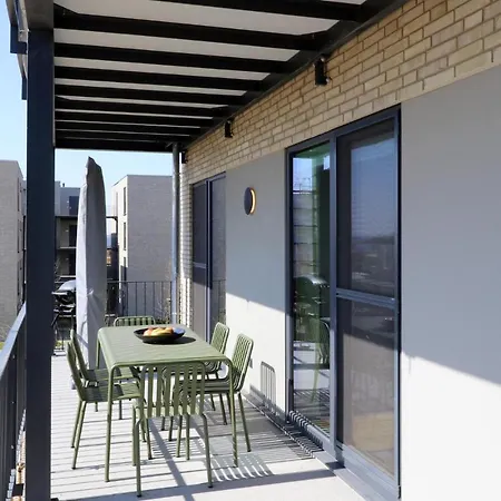 Nice In Lembruch/dummer See W/ 2 Bedrooms Apartament *