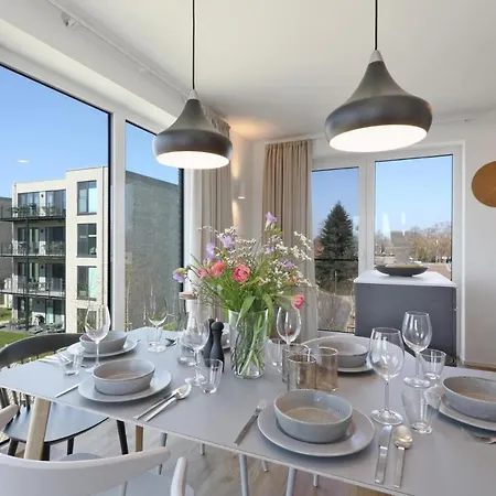 Nice In Lembruch/dummer See W/ 2 Bedrooms Apartament